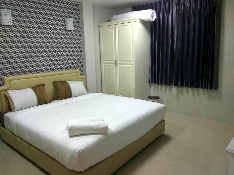 Hari Om Delhi Darbar Pattaya Exterior foto